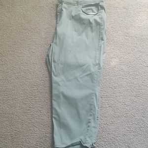 Crop Pants, light olive green